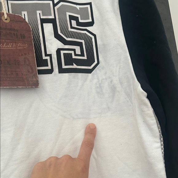 Mitchell & Ness NBA Nets Brooklyn Black White Crewneck Sweater NWT men’s Sz M - Picture 8 of 15